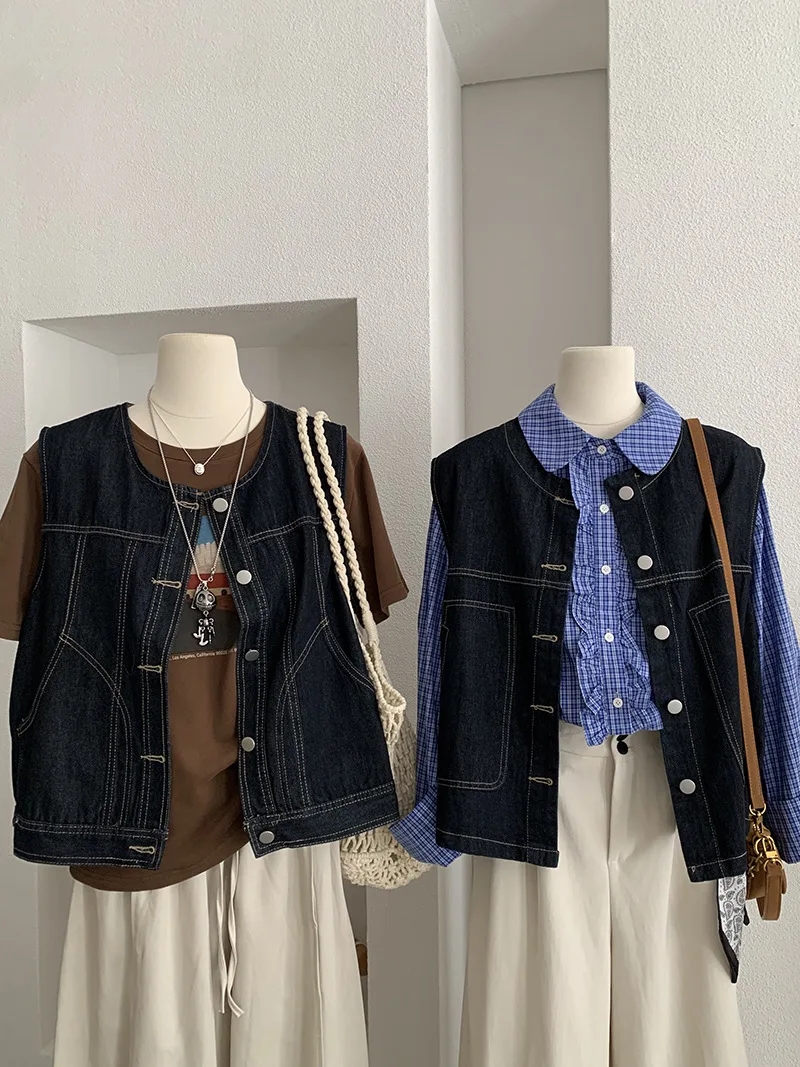 

Dark Blue Retro Women's Denim Vest Outerwear 2025 New Autumn O-neck Fashion Versatile Sleeveless Jean Jackets