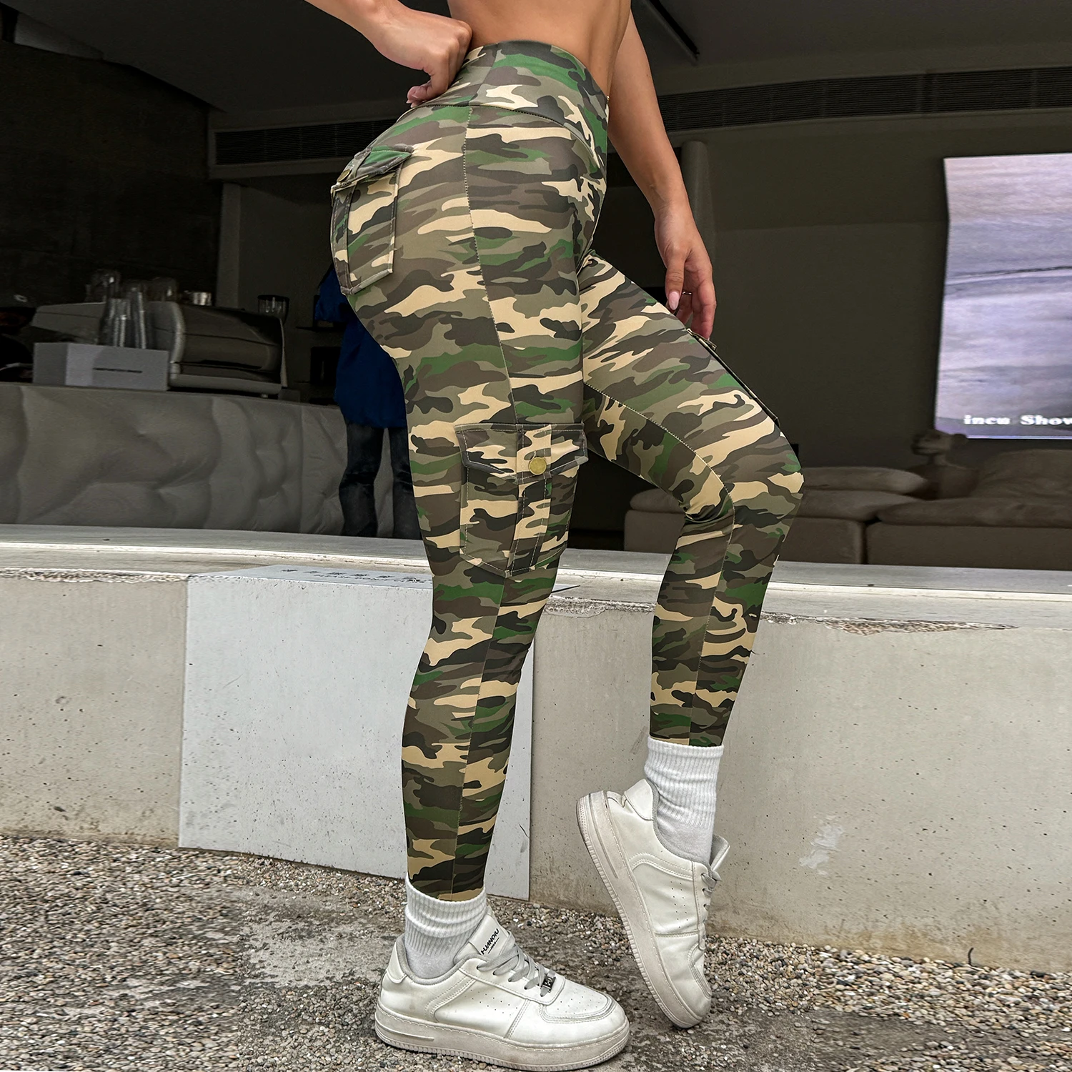 

2025 Pockets Camouflage Gym Leggings Women High Waist Fitness Sport Leggings Of Women Running Outdoors Compression Fashion Pant