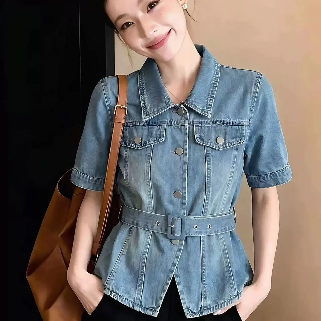 Retro style POLO collar denim shirt women's 2026 summer new models are popular this year, waist short-sleeved top