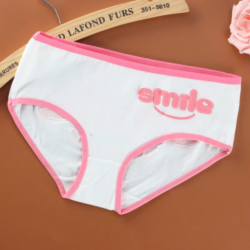 3pc/Lot Ladies Briefs Cotton Smile Letters Underwear Cotton Waist Breathable Cute Summer YFP89