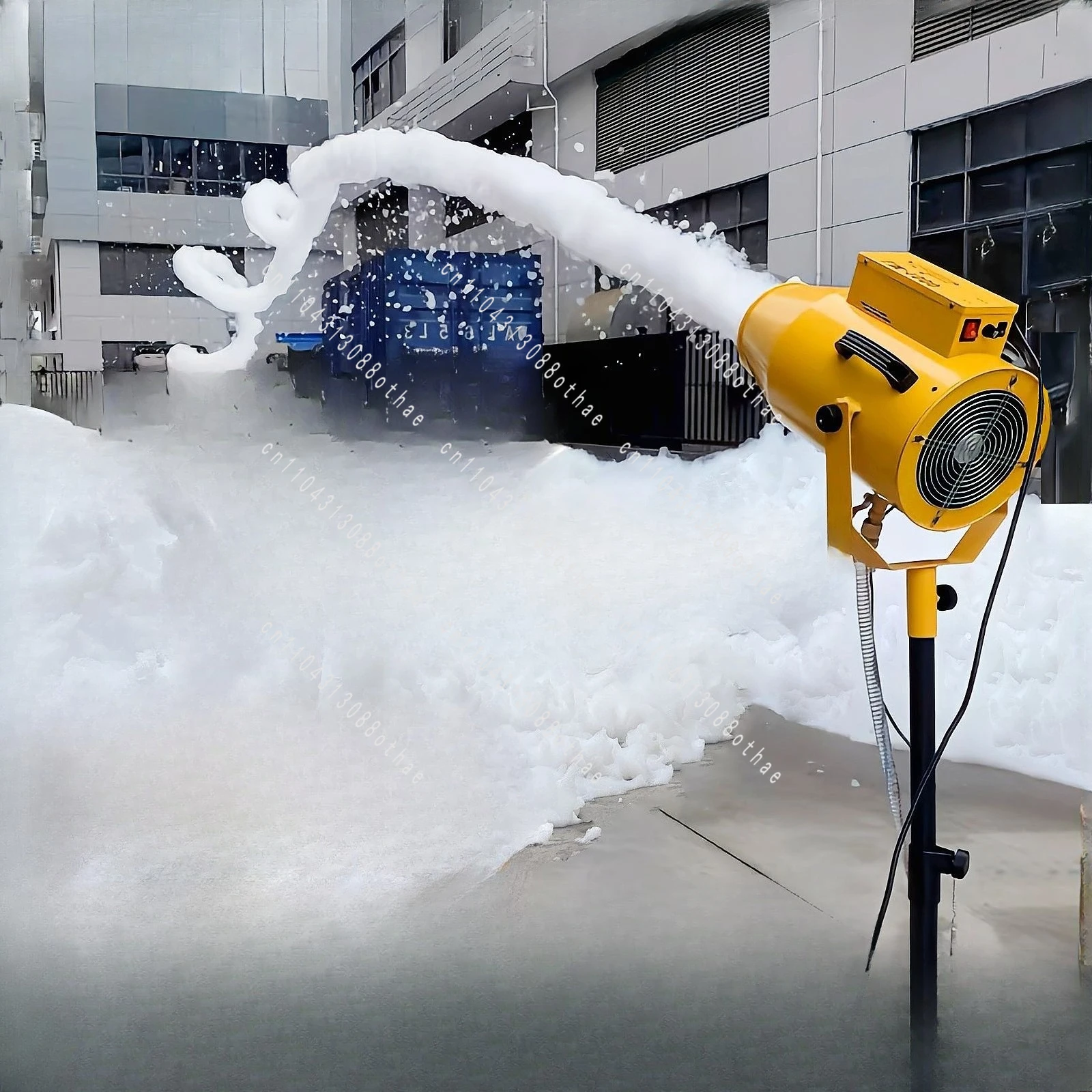 Water Park Automatic Spray Foam Machine Outdoor Swimming Pool Bubble Machine