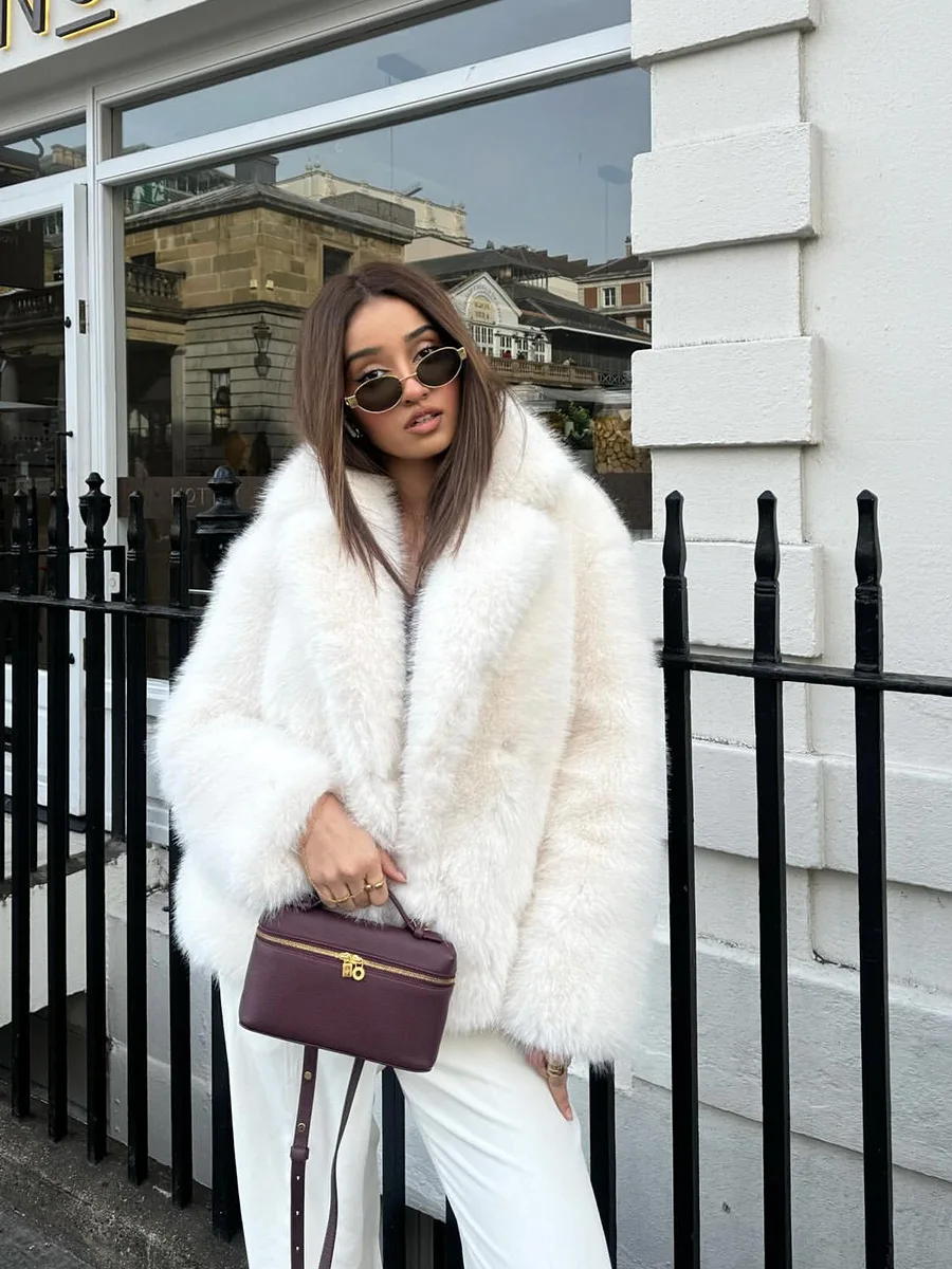 White Fur Feather Loose Outwear Women's Long Sleeve Casual Tassel Winter 2026 Solid Cardigan Streetwear Lapel Female Coat