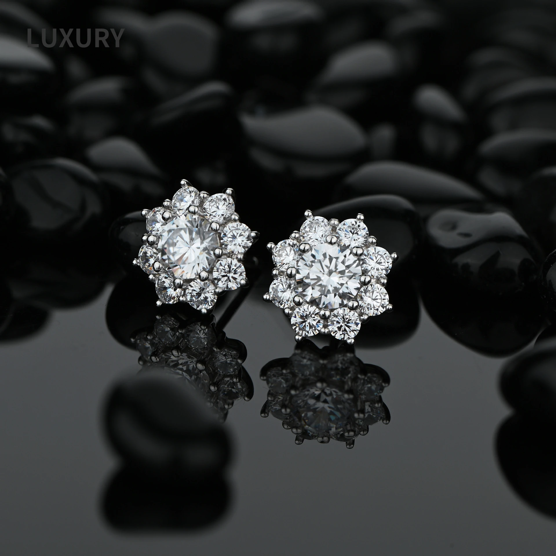 

Luxury 100% S925 Sterling Snowflake High Carbon Diamond Stud Earrrings For Women Sparkling Wedding Party Fine Jewelry