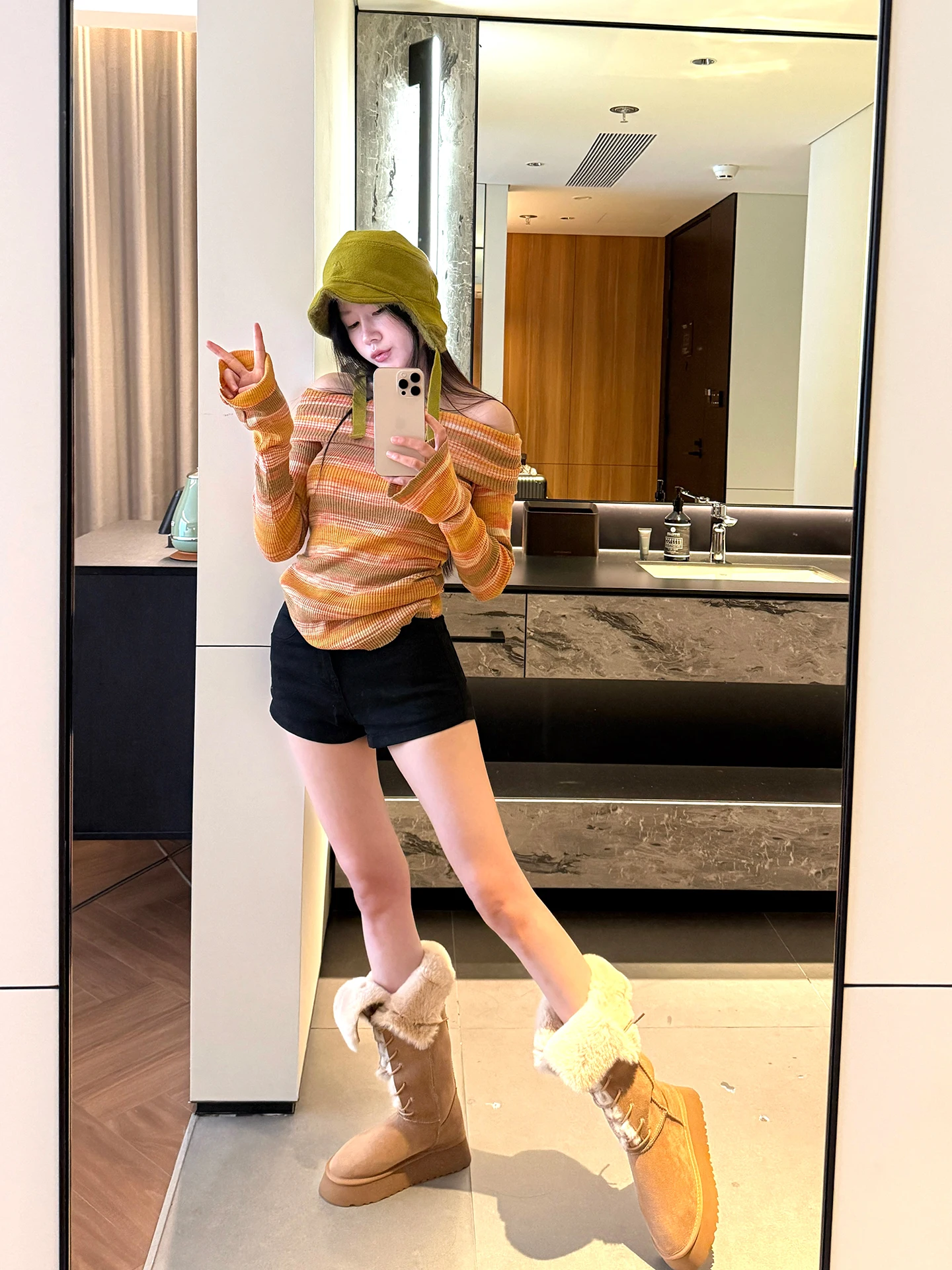 

American Sle Striped Knit Sweater Women's Slim Fit One oulder Color Blo Autumn Design Casual Faion Polyester Fiber