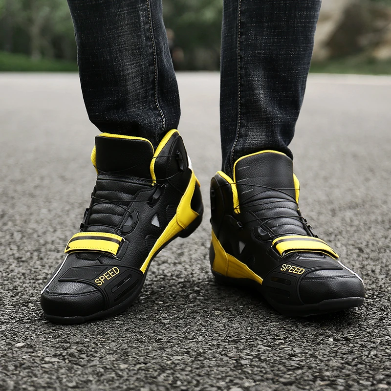 รองเท้าบูทป้องกันสำหรับขี่มอเตอร์ไซค์ผู้ชาย หุ้มข้อสูง ใช้ได้ทุกฤดู กันลื่น ระบายอากาศ รองเท้าบูทสั้นสำหรับขี่ออฟโรด อุปกรณ์รองเท้าปั่นจักรยาน