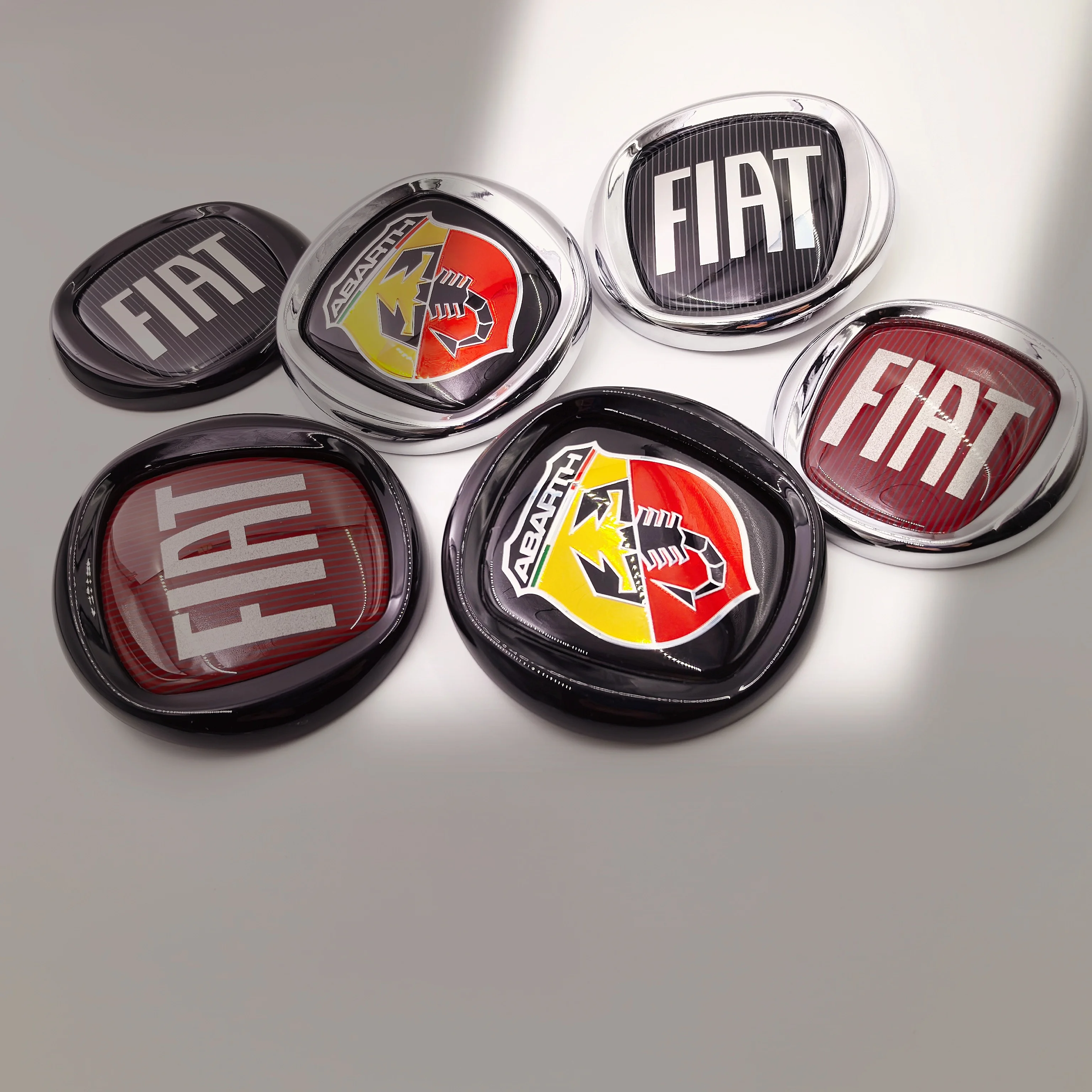 100mm 10cm Fiat Abarth emblema del coche insignia capó del coche logo delantero parrilla delantera parachoques trasero puerta trasera maletero emblema Accesorios