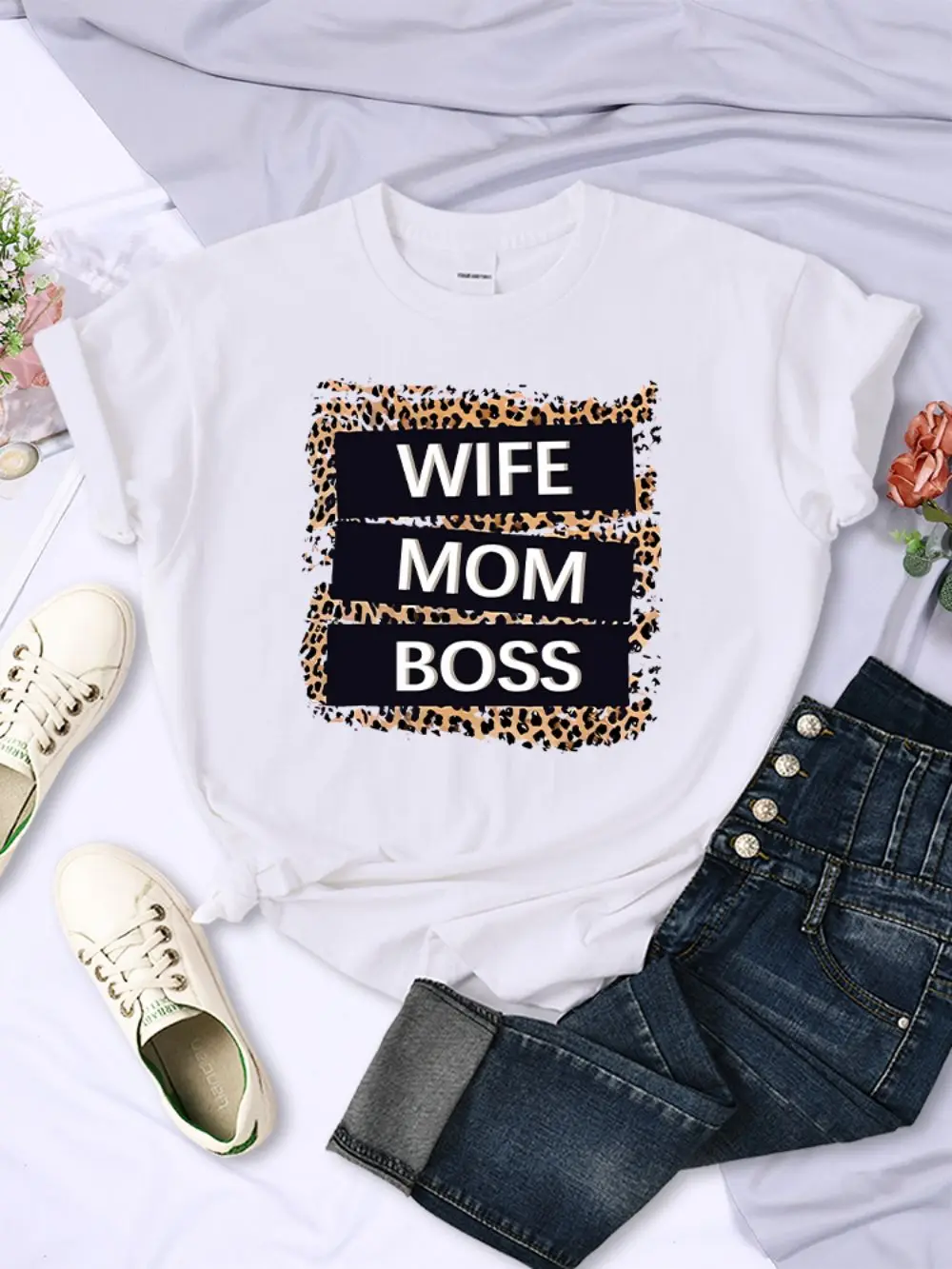 Straße Frau T-Shirts Frau Mama Boss Brief Leopard Drucke T-shirts Weiche Atmungsaktive Oansatz Kurzarm Sommer Casual Weibliche Kleidung – Detail 14