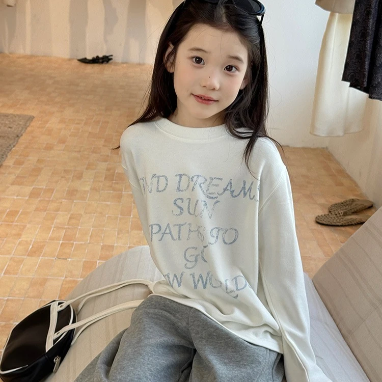 Girls T-shirt 2026 Autumn and Winter New Children's Clothing Korean Style Girl Baby Leisure Full Printed Letter Bottom Shirt