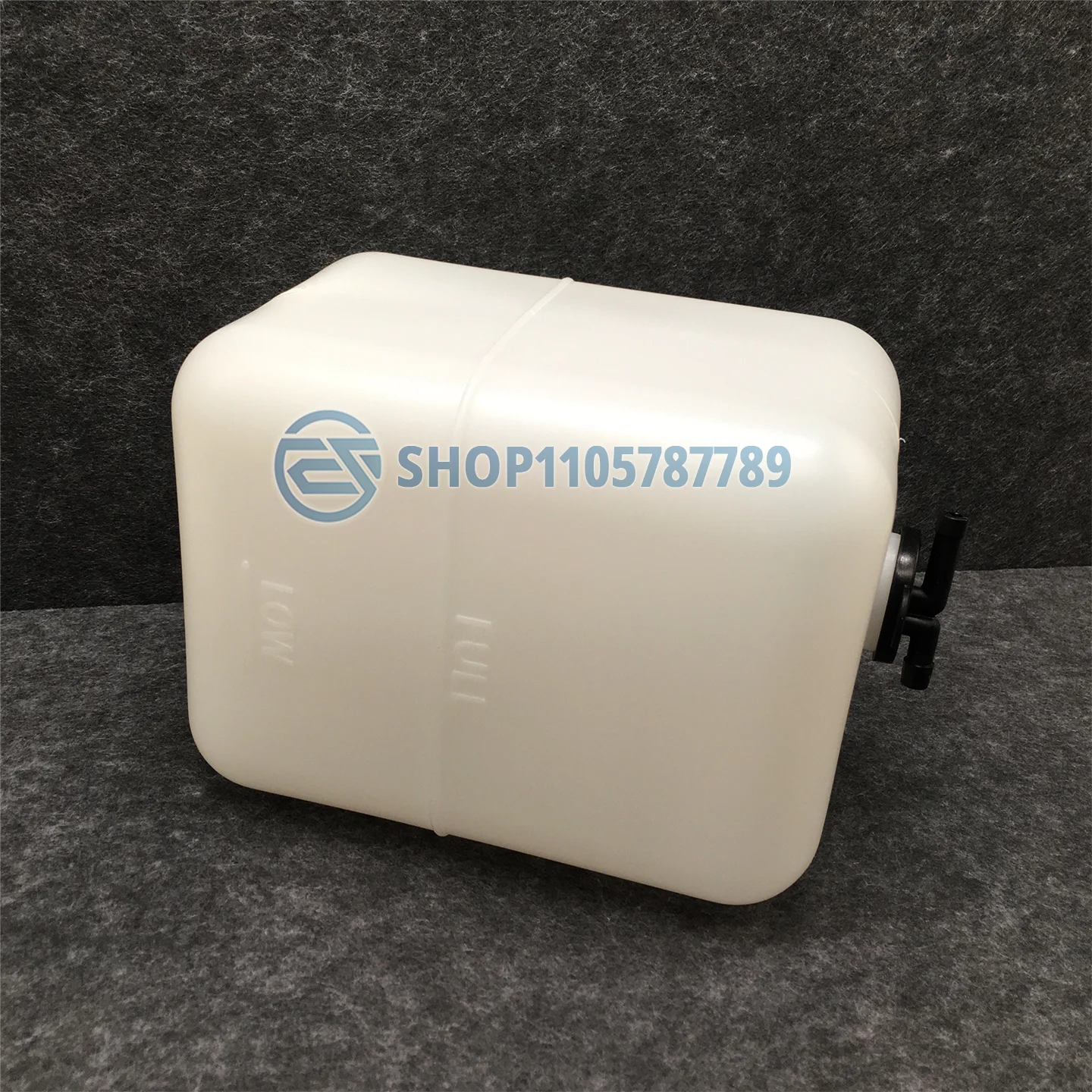 Excavator Accessories Auxiliary Water Tank Reservoir Radiator Overflow Water Kettle Made For SY135-8 SY215-8 SY235-8