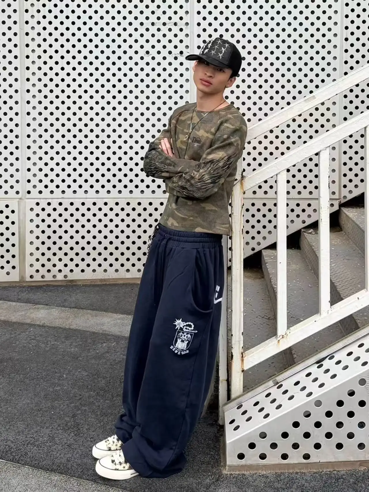 

Американские спортивные брюки унисекс с вышивкой Bat Castle, свободные, утяжеленные, на шнурке, в полный рост