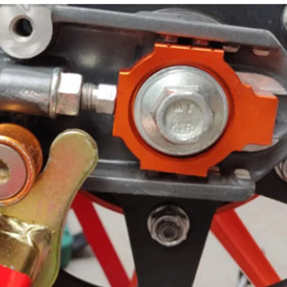

Motorcycle Chain Adjuster Regulator Slider Block For Duke 125 200 250 390 Duke200 Duke390 RC 125/200/390 2013-2025 2024 2023