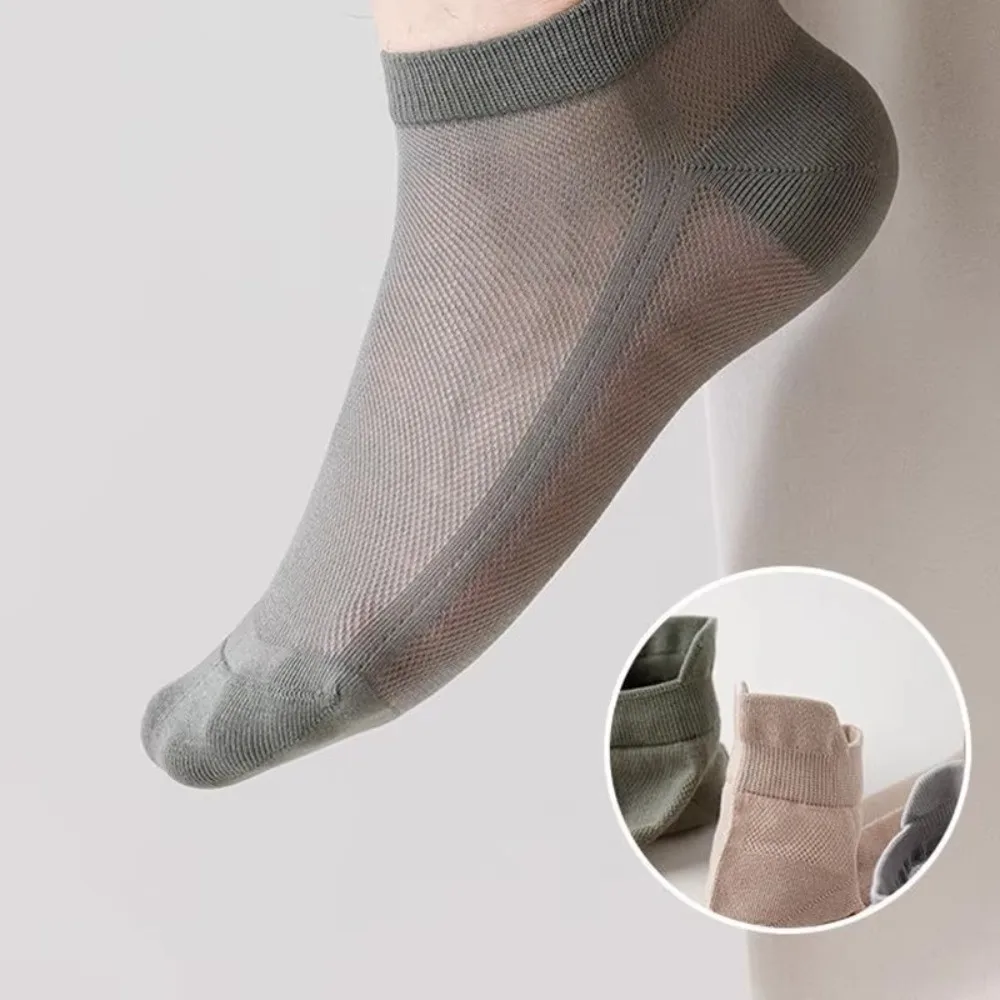 6 Pair/Set Sweat-absorbing Low Cut Men's Socks Anti Foaming Design with Ear Flaps Sports Socks Ultra-thin Soft Mesh Socks Summer