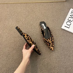 Pantoufles pointues à enfiler peu profondes pour femmes, conception de léopard, talons bas fins, mocassins noirs, mules décontractées, design troupeau, extérieur