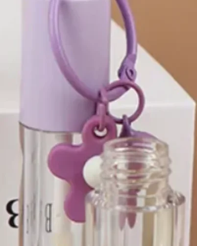 หลอดลิปกลอสทรงหัวใจสีชมพูขนาด 2.5 มล. พร้อมพวงกุญแจและแปรง หลอดลิปกลอสเปล่า ภาชนะใส่ลิปกลอส อุปกรณ์แต่งหน้า