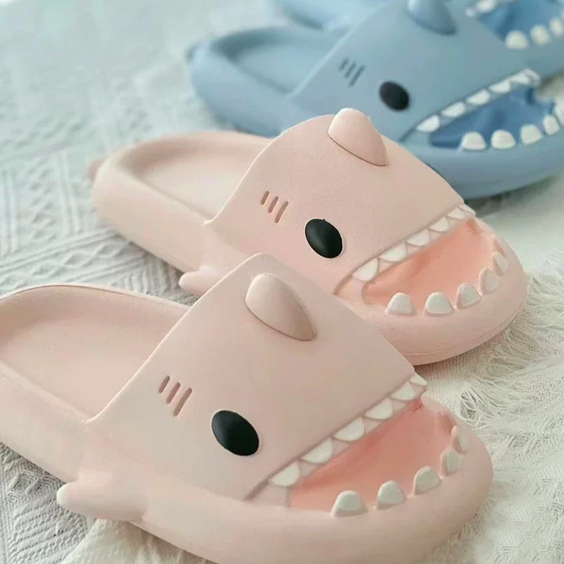 Cute Women Shark Slippers Adults Casual Indoor Slides Men Outdoor Travel Waterproof Sandals Kids Thick Non-slip EVA Flip Flops