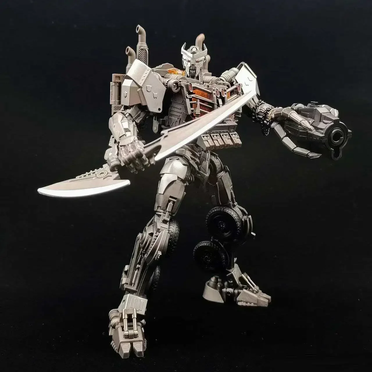 Spot Goods BAIWEI Transforming toys TW1031 TW-1031 18cm Movie KO SS101 Anime Action Figures Toys Collection Gifts