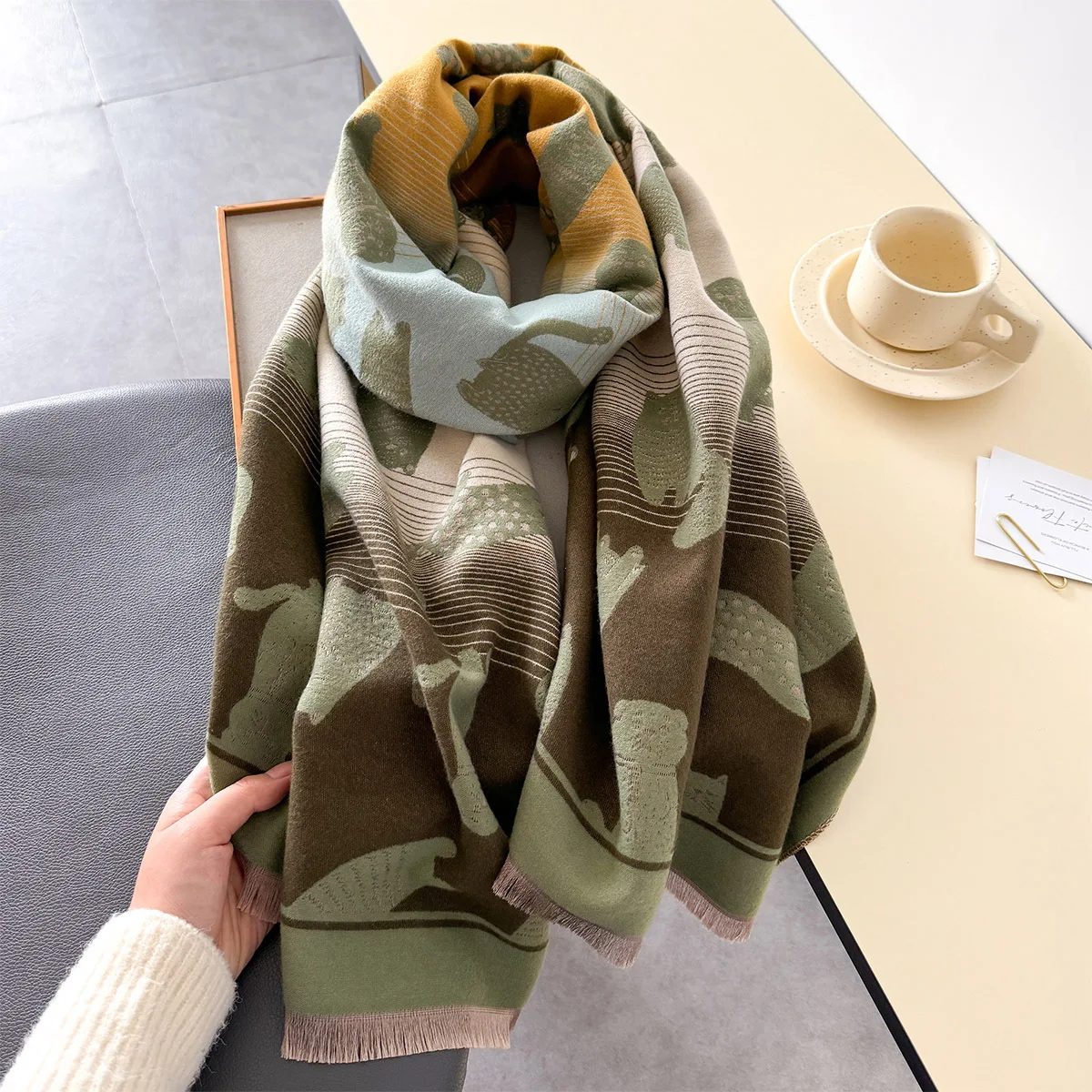 New Winter Women Warm Scarf Gradient Cartoon Cat Print Scarves Thick Shawls Students Cold Windproof Wrap Bufanda Echarpe Blanket