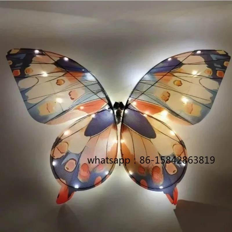 Remote Control Bionic Flapping Butterfly Drone（The Light Strips Are All White）