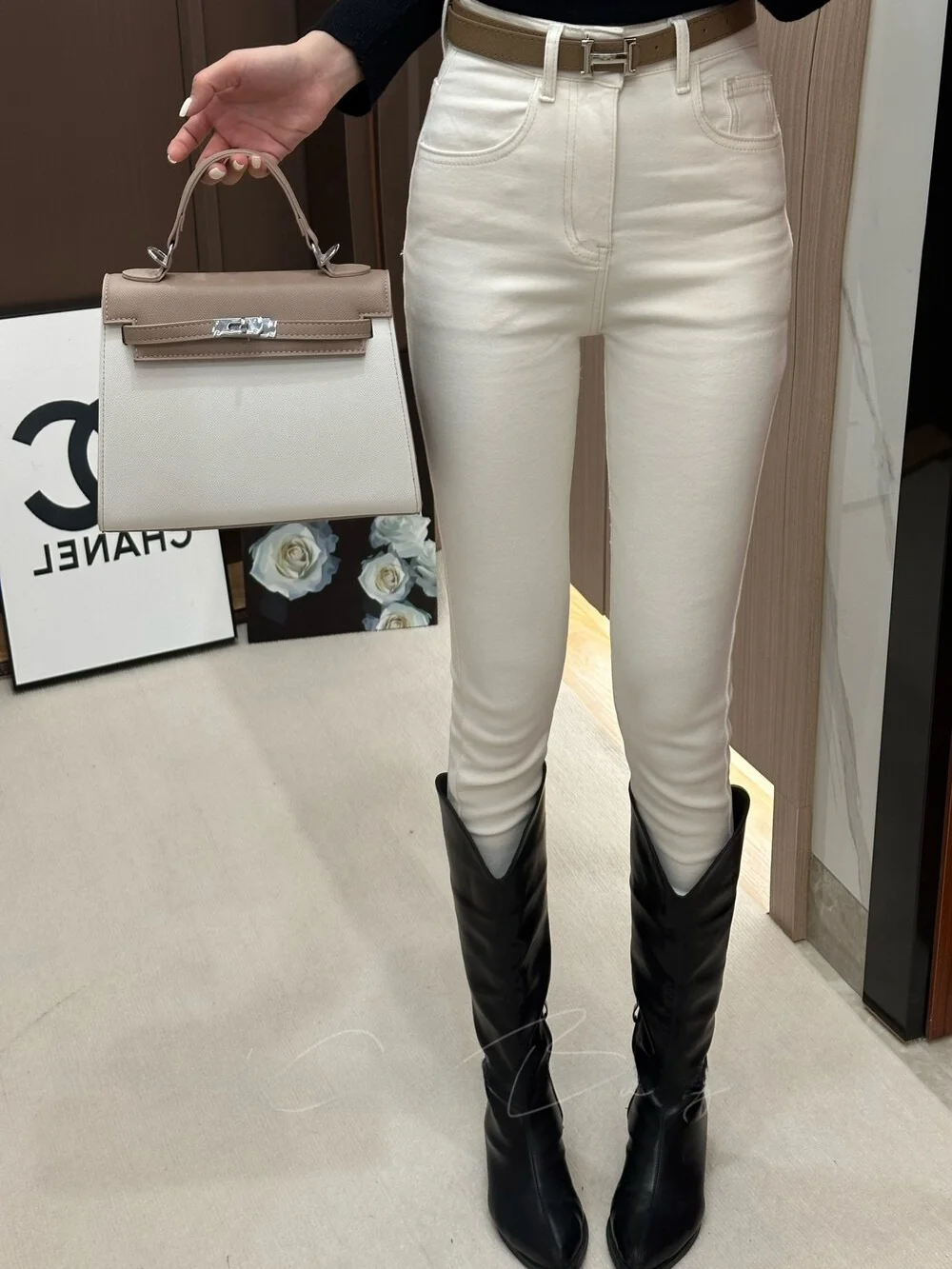 

High Waist Stretchy Slim Fit Jeans Women's High Waist Elastic Ankle-Length Pants Heart Design Simple Versatile Sle