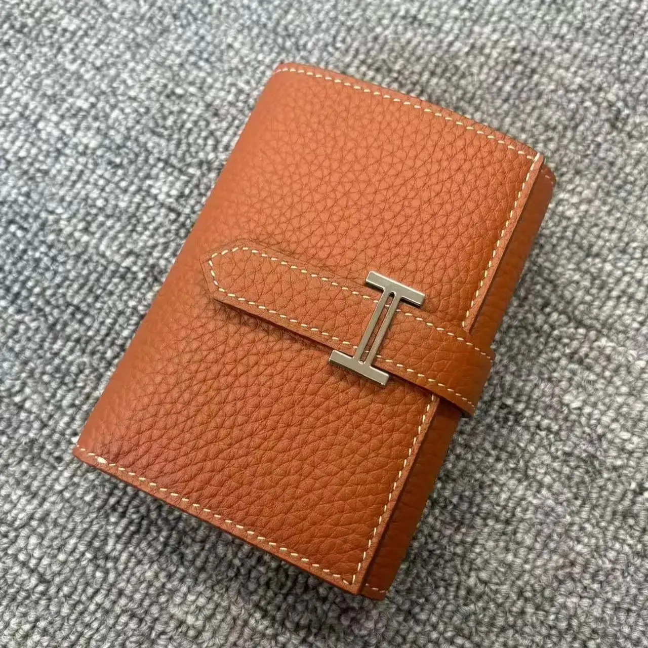 Trifold Wallet Women Slim Genuine Leather Vertical Multi-Card Cash Zip Pocket Silver Hardware Minimalist French Designer Style Compact Pebbled Texture Gift Box Real Leather Soft