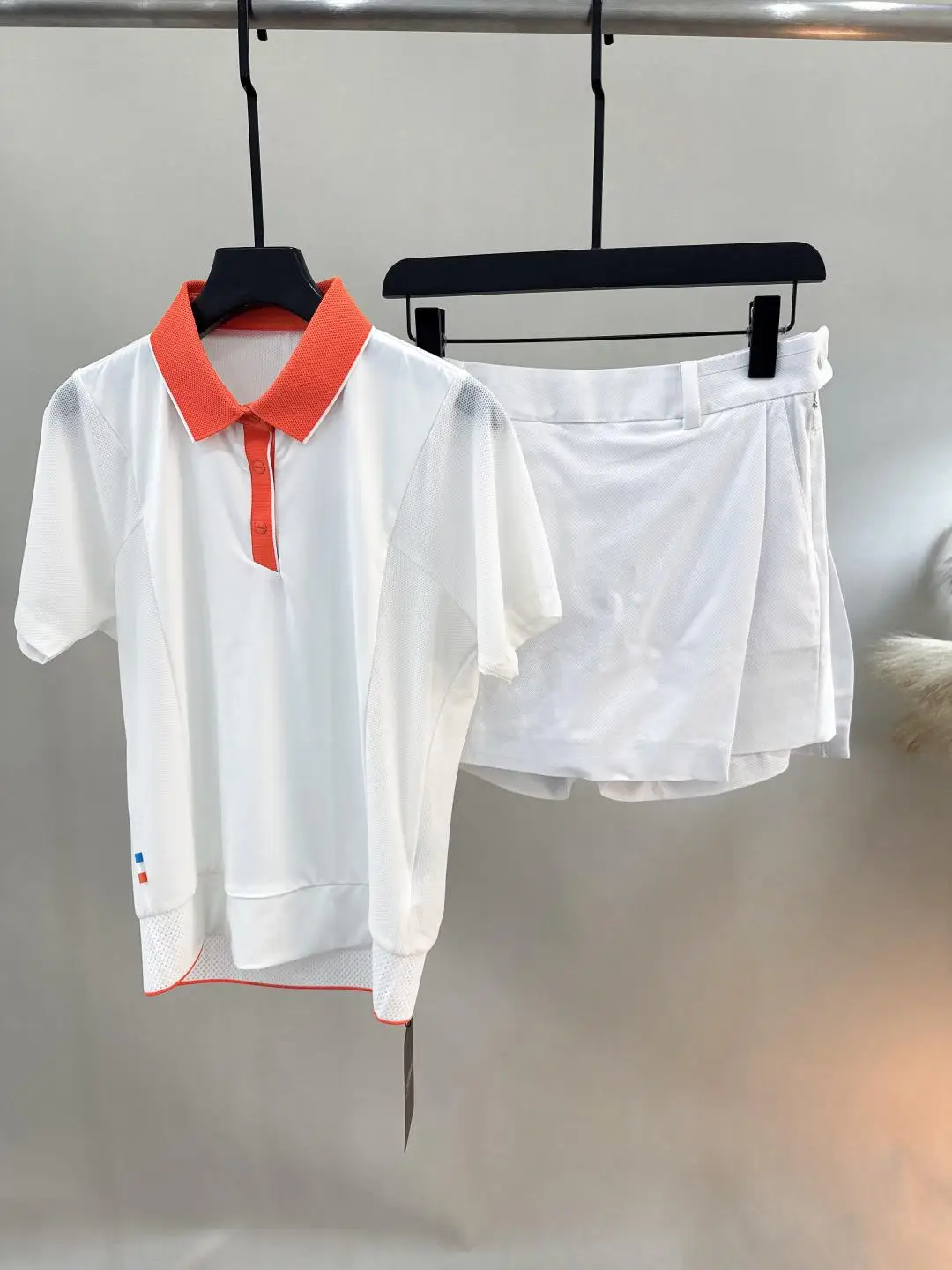 Women's Summer Golf Wear: Short-Sleeve Casual Top with Collar, Cooling and Breathable, Honeycomb-Patterned Design