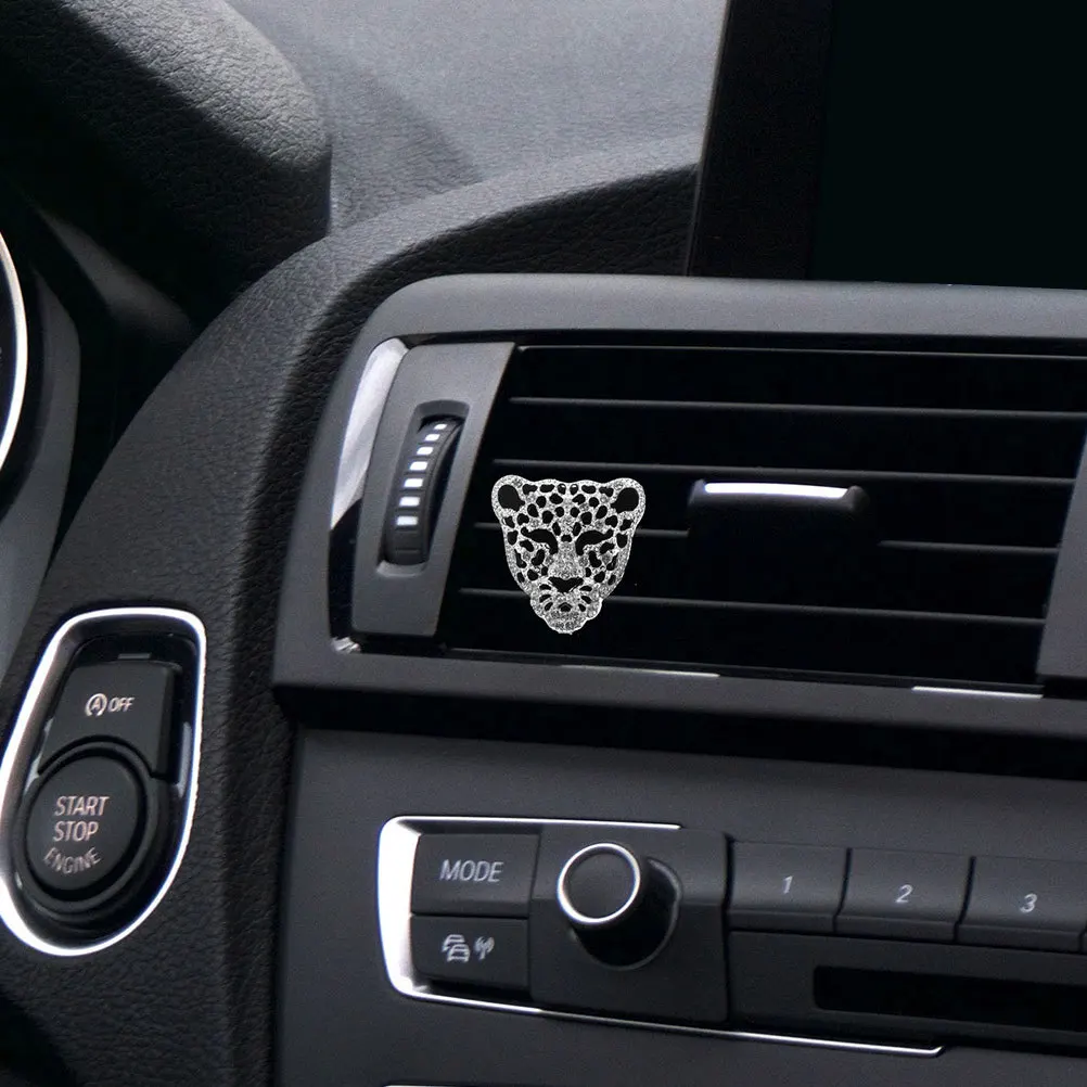 

2Pcs Car Leopard Head Air Freshener Clips Stylish Rhinestone Decorative Vent Clips Easy to Install Leopard Head Car Accessories