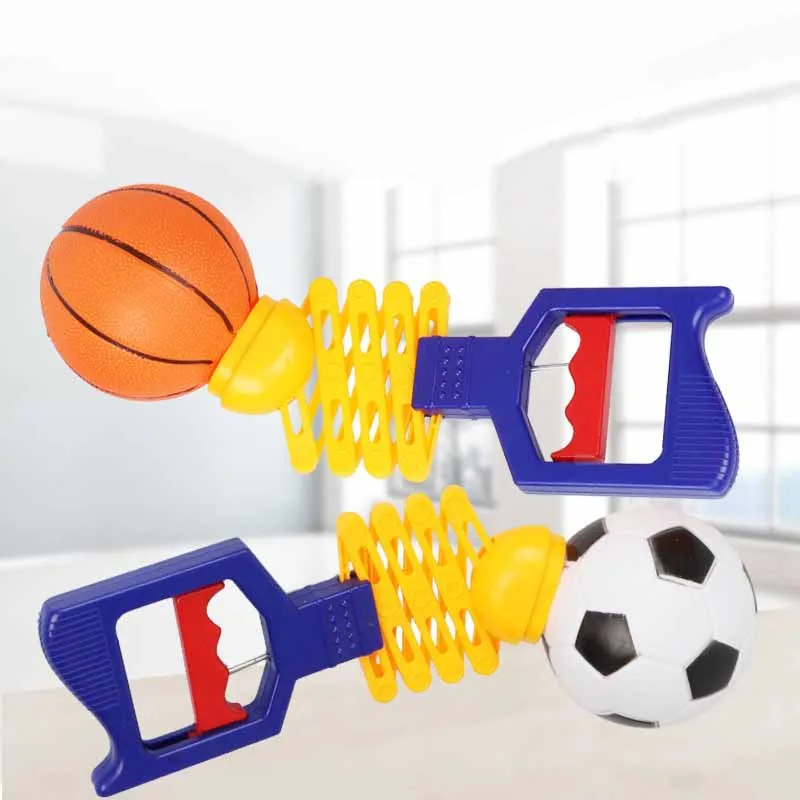 Creative Kids Plastic Spring Mechanical Arm Fun Fists Basketball Soccer Hand-pulled Elastic Retractable Mechanical Arm Spoof Toy