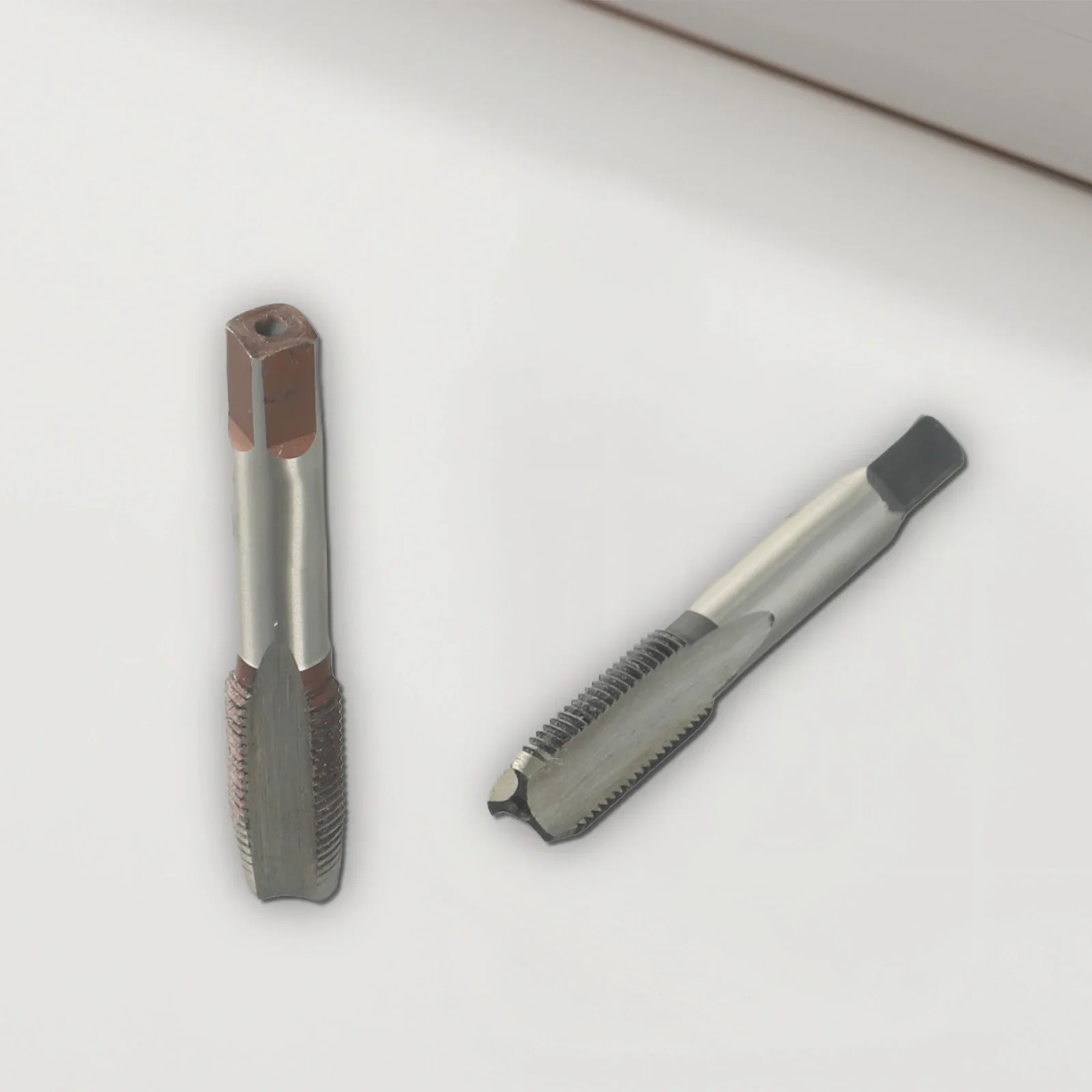 

2PC Brande NEW Taps Metalworking Taps Plug Right Silver Thread Hand Thread M10 X 1mm Pitch M10mmx1 Metric Taper