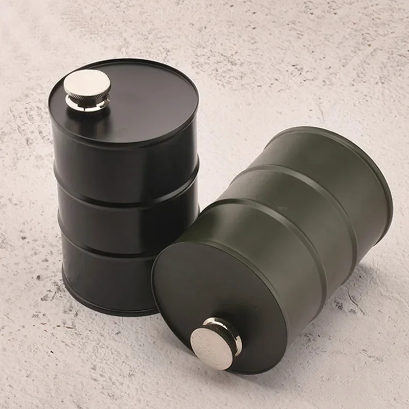 

750ml Gasoline Barrel Jug 304 Stainless Steel Cylindrical Jug Portable Portable Outdoor Personalized Wine Barrel Jug