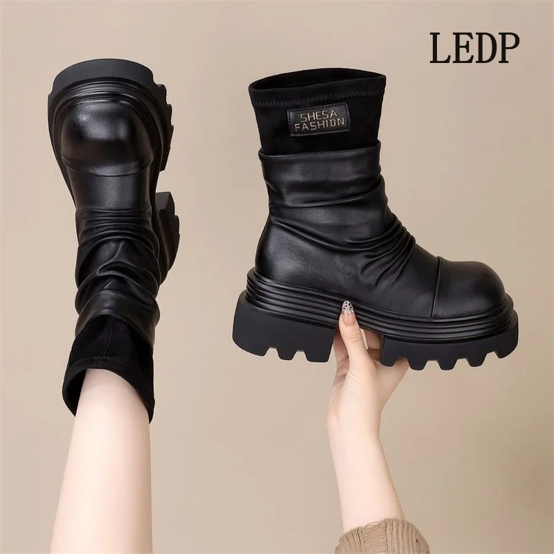 

LEDP Brand Increase Fashion Boots Women Small 2024 Thick Sole New British Wind Pile Boots Autumn Ankle Boots Set Feet