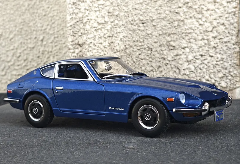 

1/18 New Arrival Special Price Diecast Metal Japanese Classic 240Z Demon Sports Car Model Display Collection Toys For Children