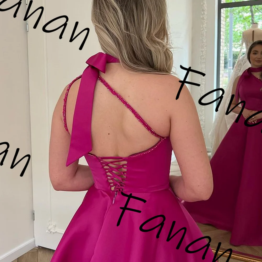 Nieuwe Eenvoudige Duistere Roze Backless Sexy Porm Guest Jurken Met Één Schouder Linten Hoge Split Celebrity Feestjurken