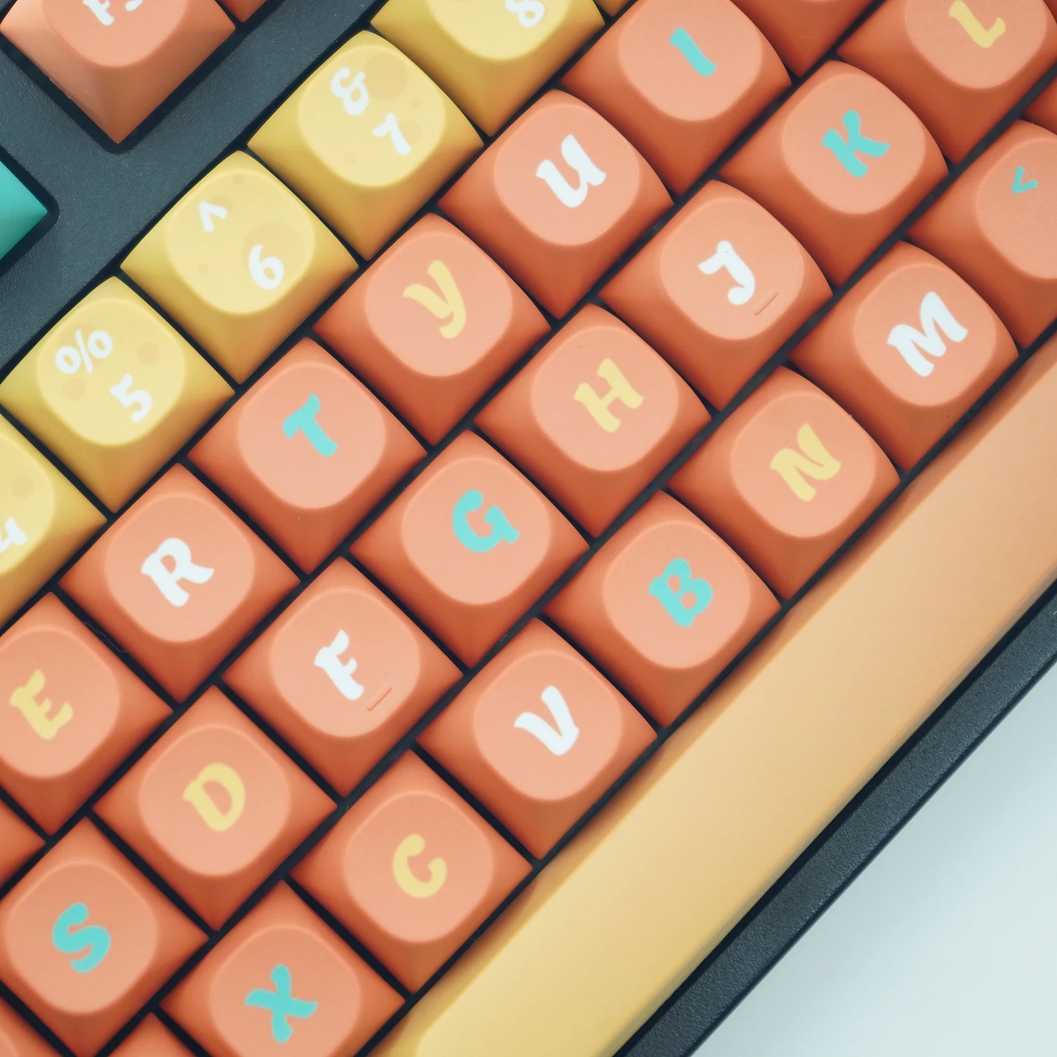 

104 Keys Tiramisu Keycaps MA Profile Dye Sub PBT Minimalist keycaps 2.25U 2.75U For Alice Mechanical Keyboard AK680 Wooting