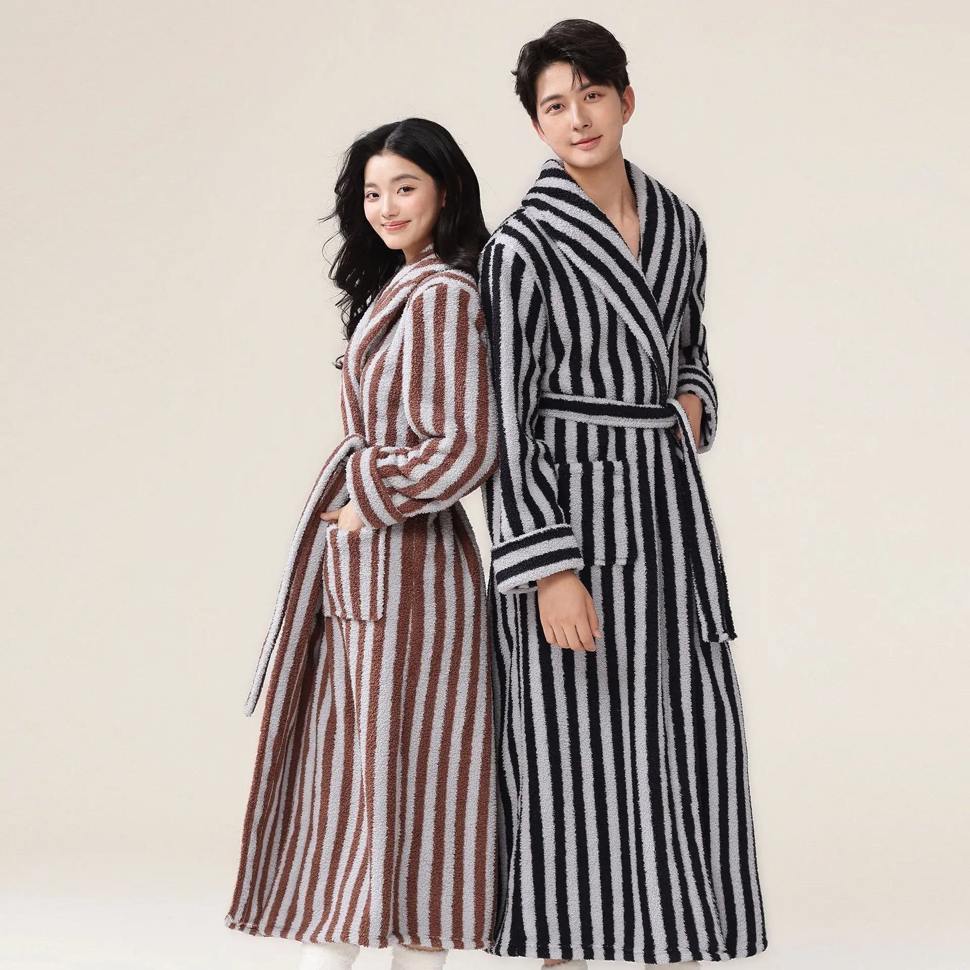 2025 New Autumn/Winter Women's Sleepwear Thick Velvet Warm Robe Couple Coral Velvet Striped Lengthed Home Clothes Bathrobe