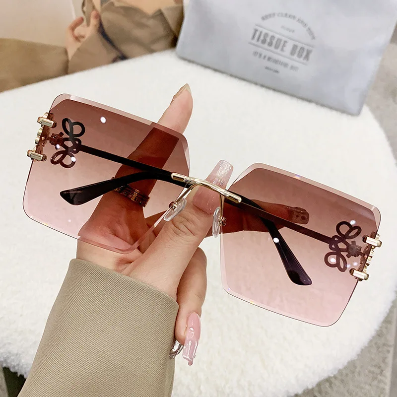 

Bow Metal Frame Rimless Square Women's Sunglasses Oversized Retro Gradient Lens Sun Glasses Vintage Fashion Shades UV400 Eyewear