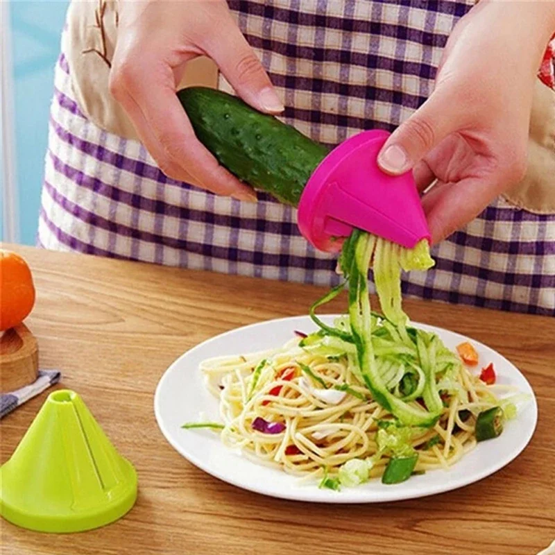 Manual Multi-function Vegetable Slicer - Rotating Shredder Grater Spiral Peeler for Potato Carrot Radish