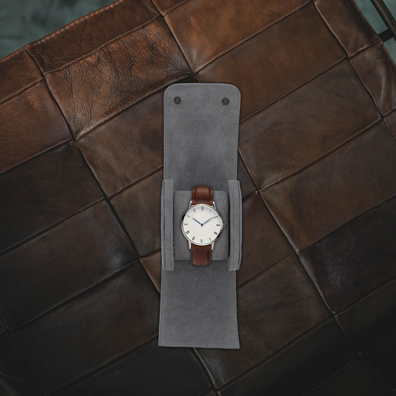 

Watch Storage Box PU Vintage Display Case Travel Case Carrying Holder Jewelry ganizer Sturdy Structure Watch Accessories