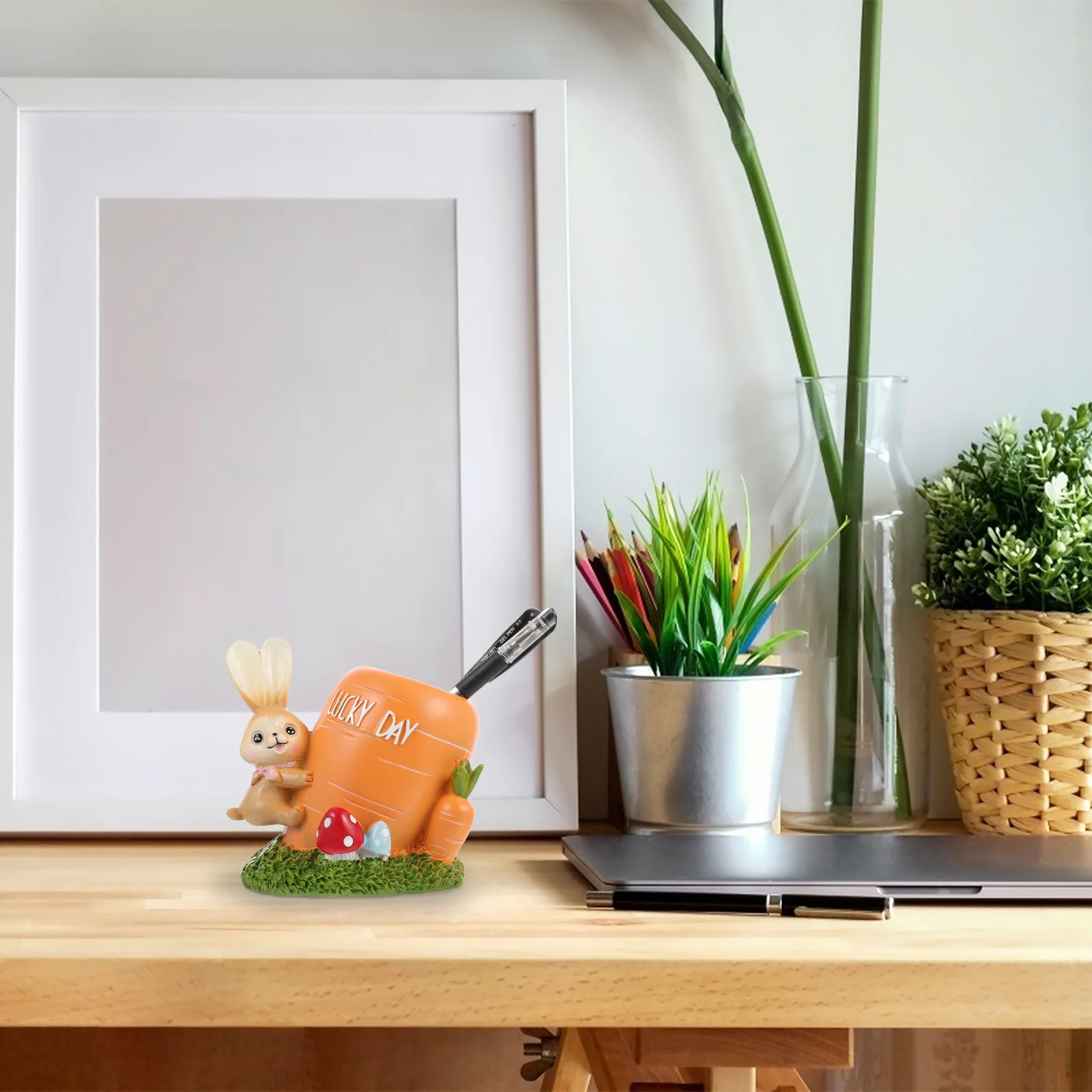 

Resin Rabbit Pen Holder Stump Pencil Storage Box Desktop Organizer Office Home Supplies Pen Container Storage Box