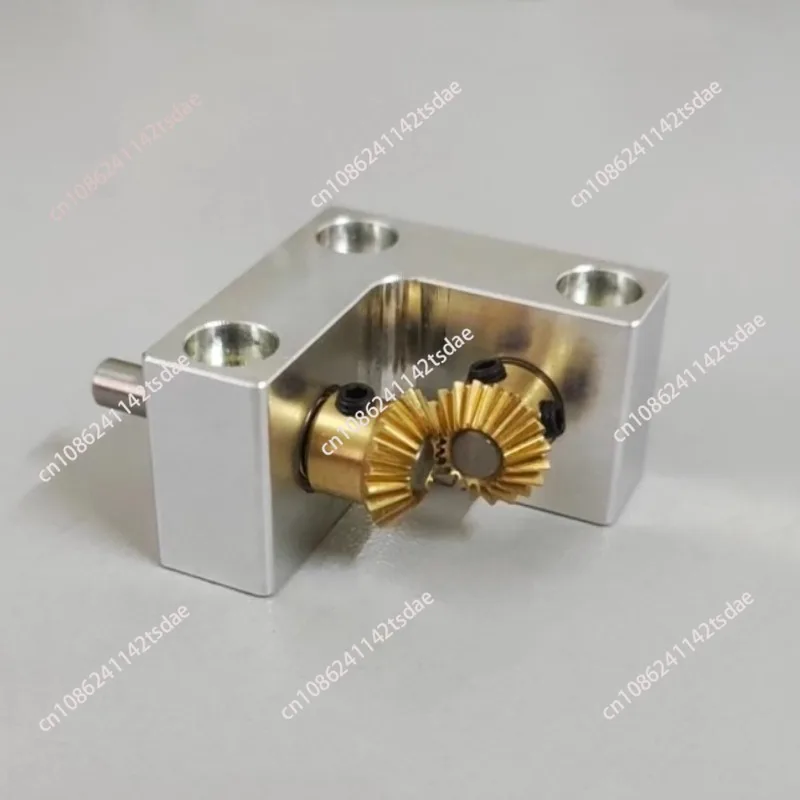 90 degree converter, speed ratio 1:1 small cone bevel gearbox right angle commutator, output shaft diameter 4mm