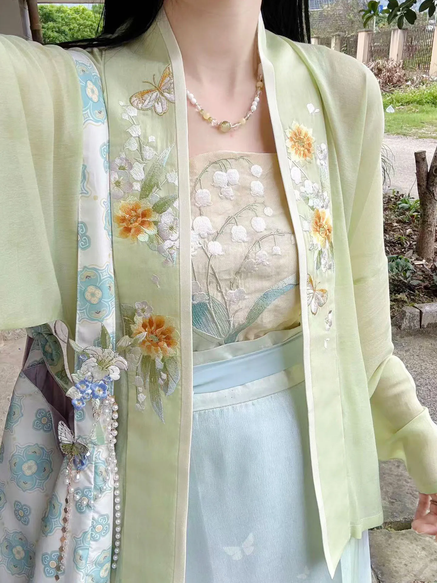 Original No Two Gathered【Follow the Light】Daily Song Dynasty Short Shirt Hanfu Women's Straight Collar Lamb Sleeve Top