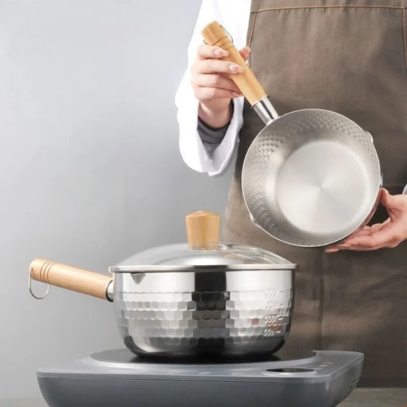 

Japanese Snowflake Stainless Steel Pot Household Non-stick Uncoated Food Instant Noodle Cooking Pot with Pouring Spout Milk Pot