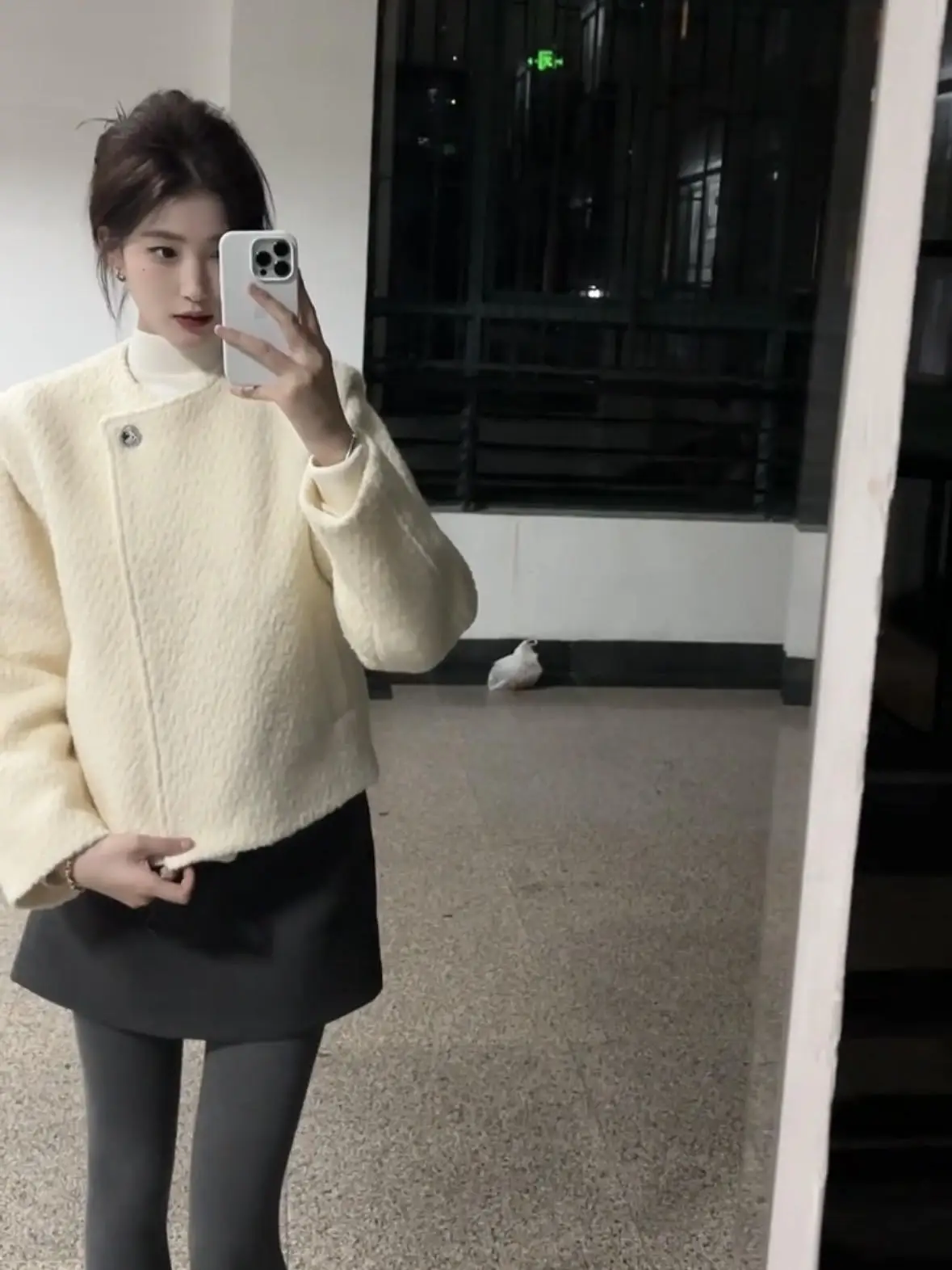 

Твидовый укороченный жакет женский летний из хлопка на пуговицах с отложными воротниками, приталенный, классический, винтажный, ретро, красивый, для женщин