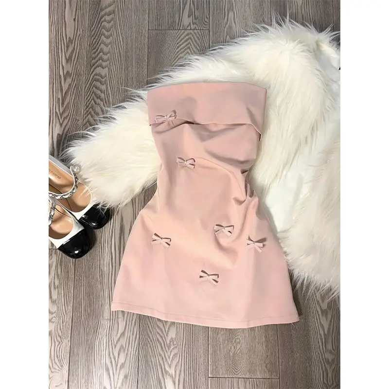 Wiosenna różowa mini sukienka bez ramiączek dla kobiet Elegancka stylowa sukienka slim fit Wygodna sukienka imprezowa dla kobiet 2024 Nowość