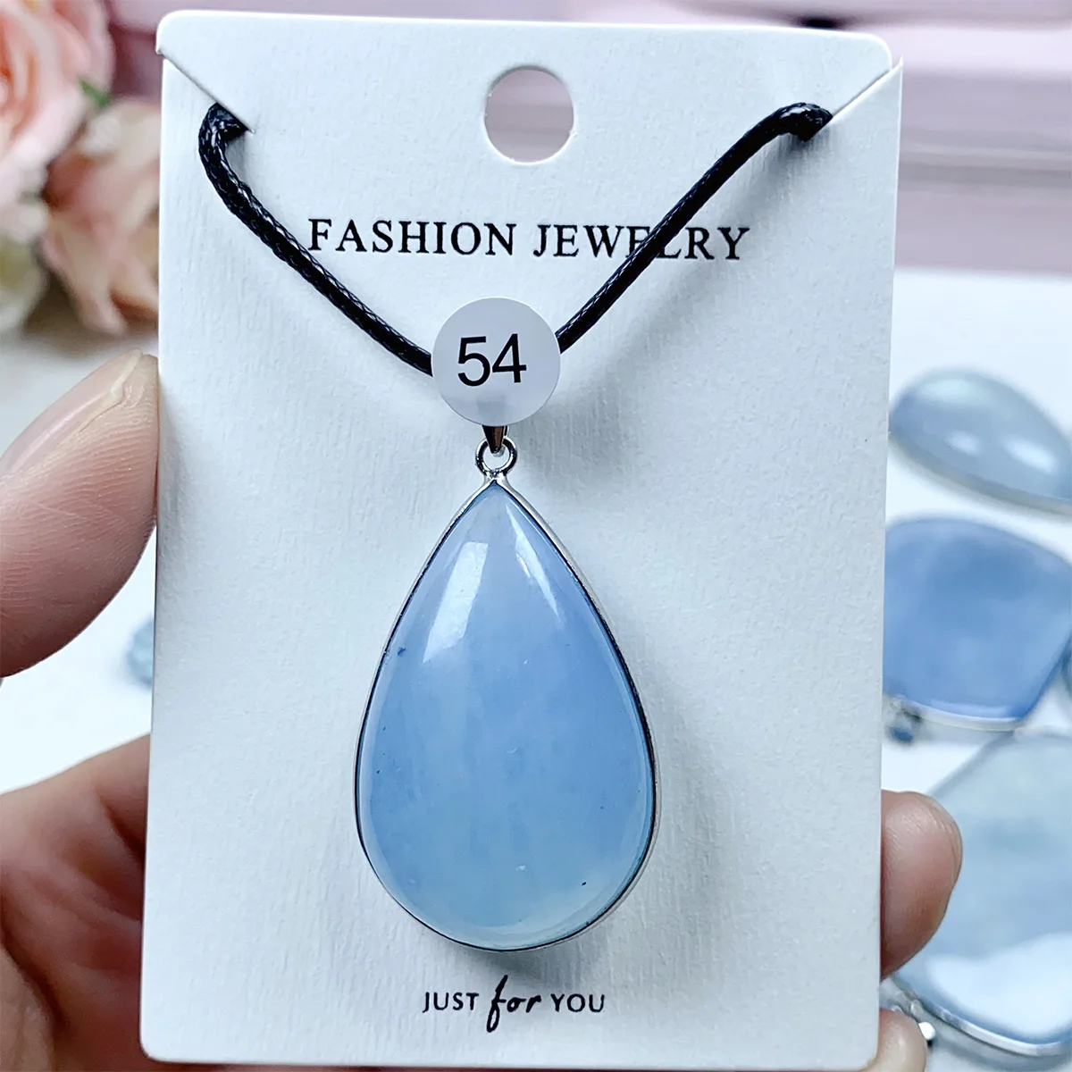 1PC Natural Beautiful Aquamarine Crystal Pendant Home Jewelry Reiki Healing Stone Energy Men Women Blue Crystal pendant Gift