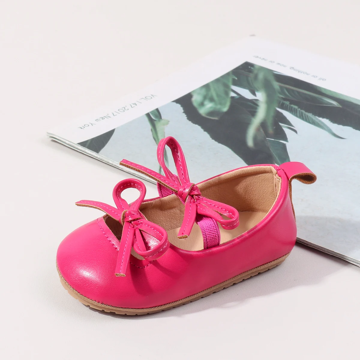 

Spring Autumn Baby Girls First Walking Toddler Shoes With Fashion Design For 0-18M Soft And Comfortable TPR Sole