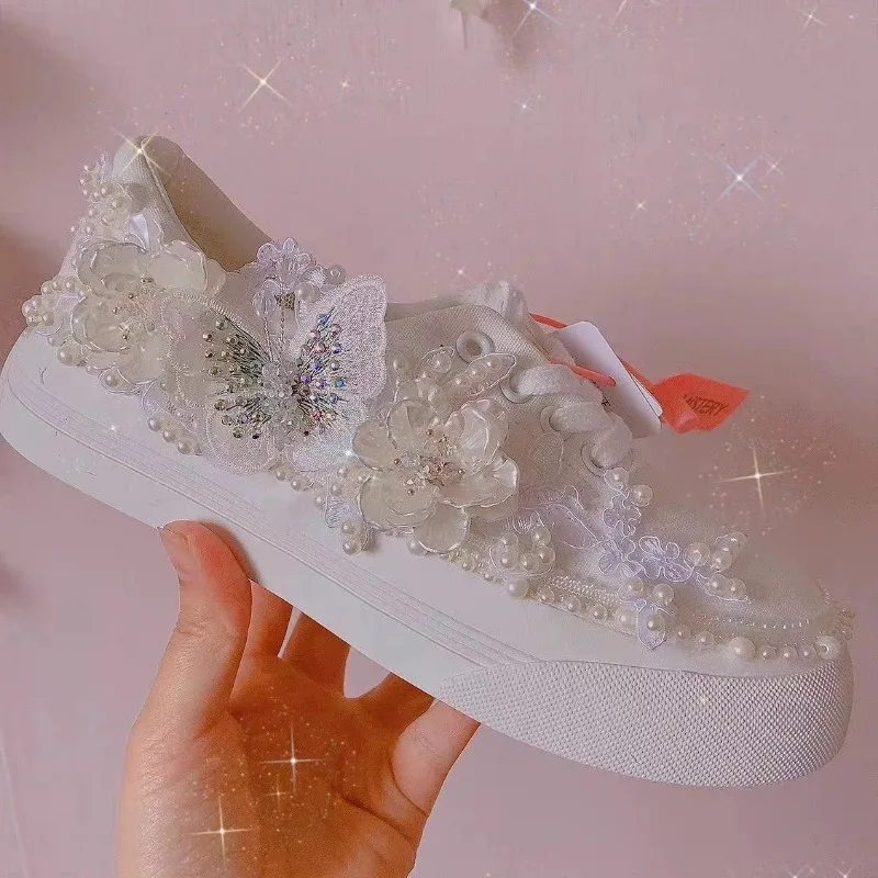 Korean Version Lace Flat Bottomed Women Shoes, Round Toe Pearl Flower Platform Casual Canvas Shoes, New Sweet Girl Sports Shoes