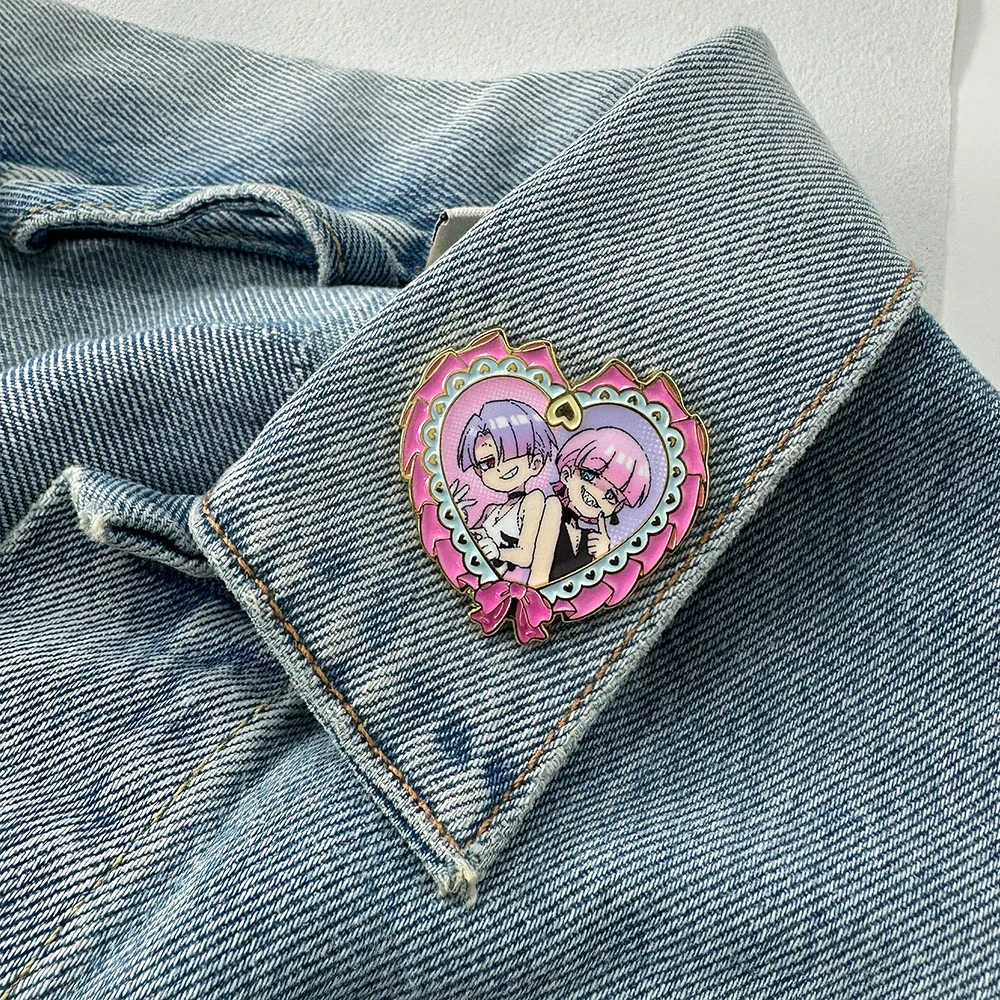Angel Brothers Enamel Brooch Pink Heart Bow Badge Panty & Stocking with Garterbelt Manga Lapel Pin Fan Accessories Friend Gift