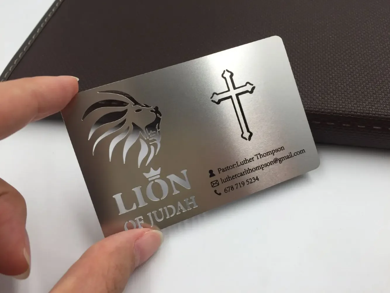 DU Visiting Metal Cards With Holes