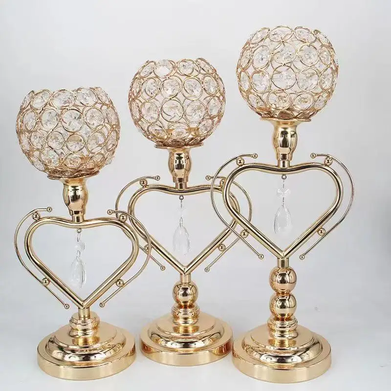 

Heart-Shaped Metal Candlestick with Crystal Pendant 3-Piece Set - Living Room Decor, Wedding Christmas Party Craft Ornament