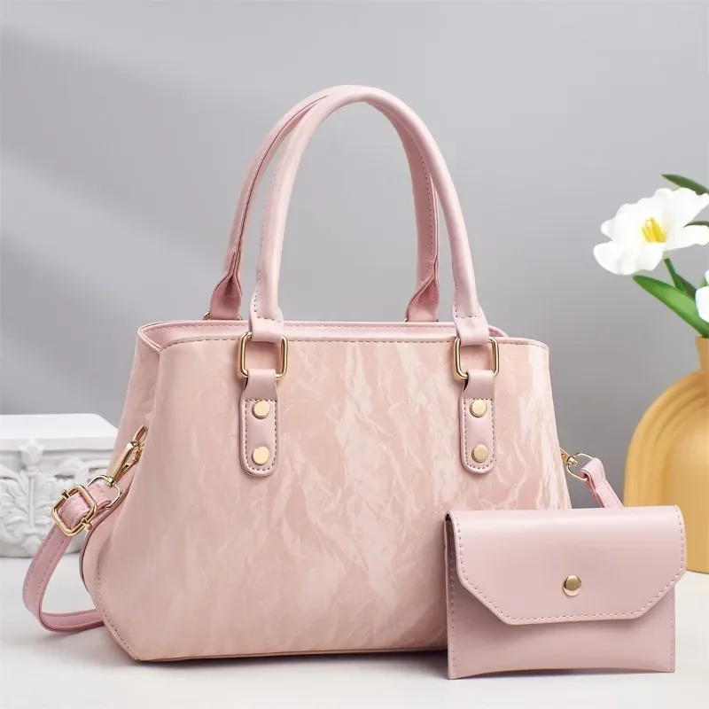 

2025 Women's Luxury Tote Bag - Soft Leather Shoulder & Crossbody Purse with Spacious Compartment for Work & Daily Use